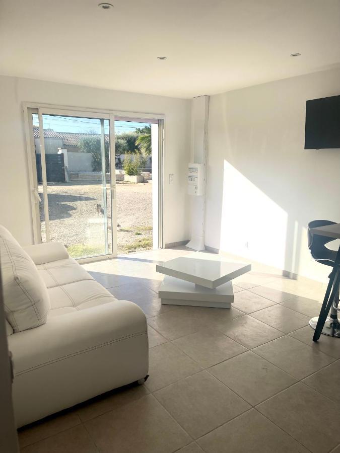 Appartement Havre De Paix à Montaren-et-Saint-Médiers Extérieur photo